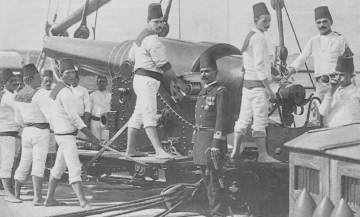 Osmanlı Mesudiye Zırhlısında Topçu Erlerin Eğitimi, 1896