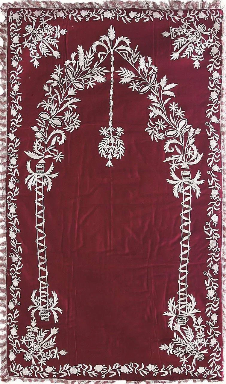 Bir Osmanlı Seccadesi