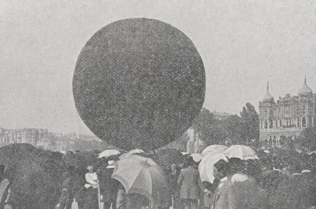 Osmanlı Dönemi Taksim'de Balon
