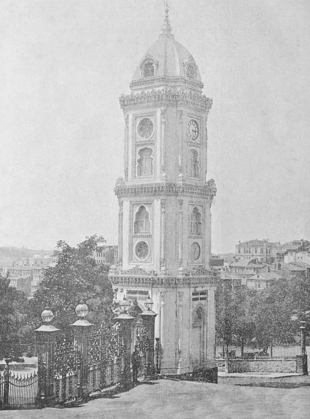 Osmanlı Hamidiye Saat Kulesi, İstanbul