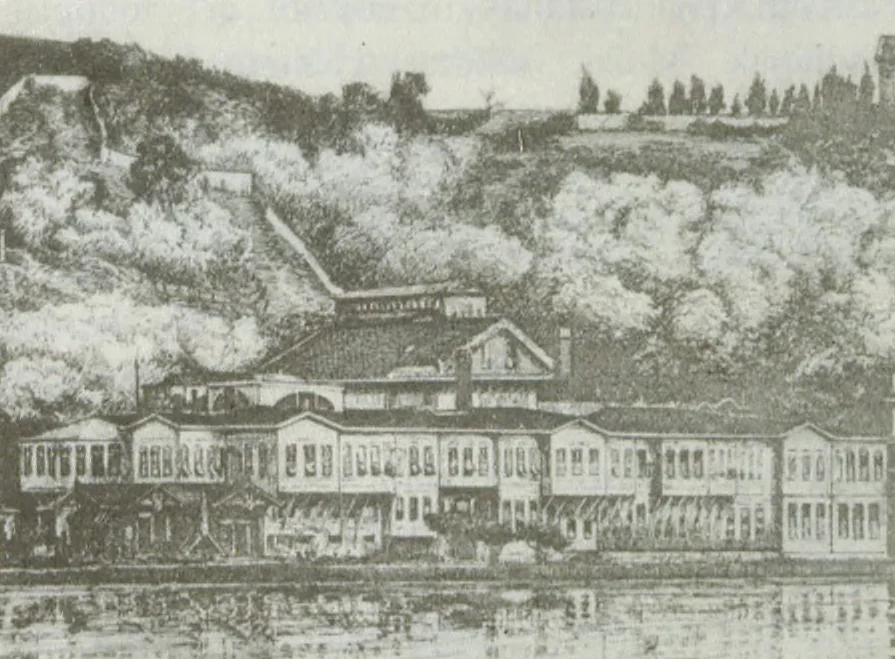 Hekimbaşı Mustafa Behçet Efendi ve Sonra Kardeşi Hekimbaşı Abdülhak Molla'ya ait olan Bebek’teki Hekimbaşı Yalısı