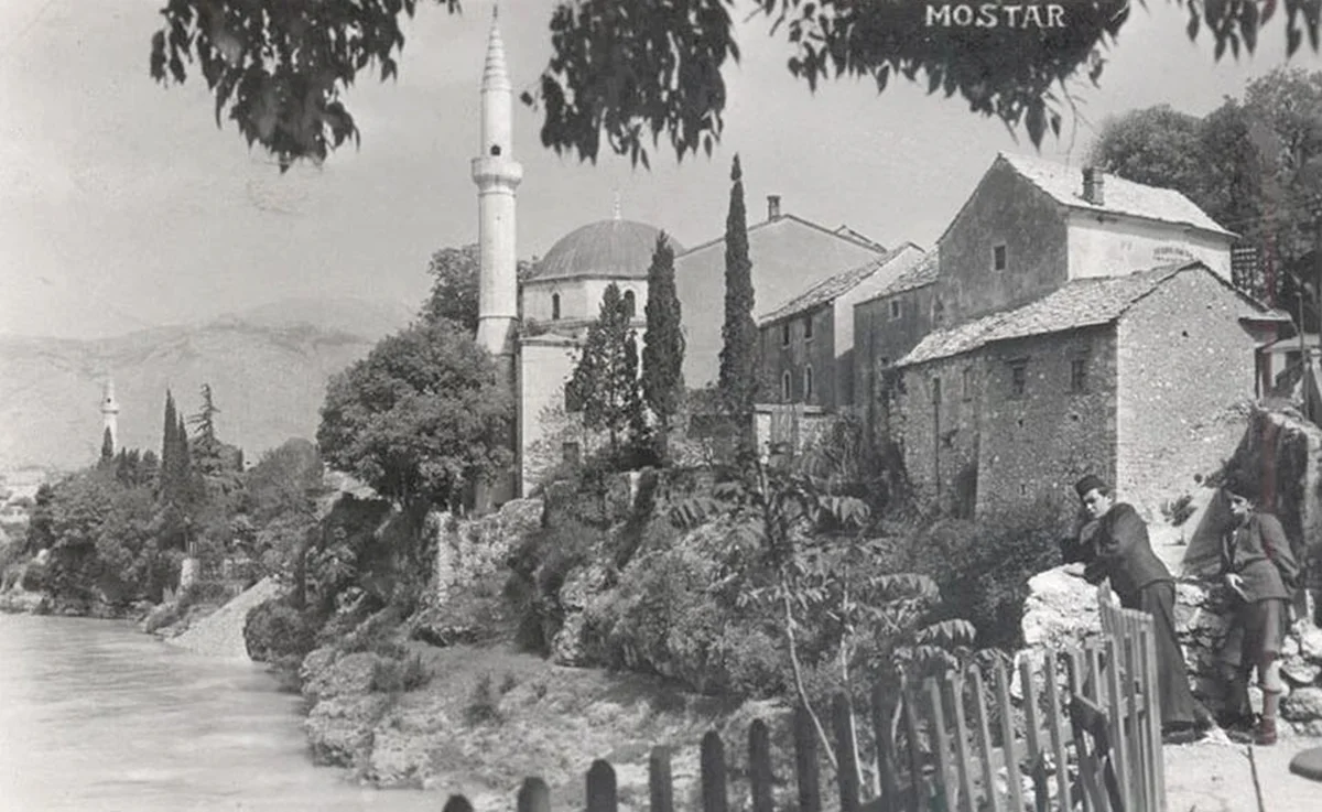 Mostar'da Koski Mehmed Paşa Camii, Bosna