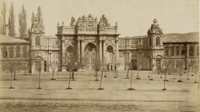 Dolmabahçe Sarayı Saltanat Kapısı / Guillaume Berggren Fotoğrafı / 1875 | ...