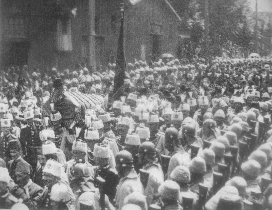 Funeral of Sultan Mehmed V, Istanbul, 1918
Sultan Reşad'ın Cenaze Töreni, 1918
...