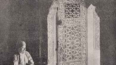 Yeşil Cami-i Şerif Derununda Bir Kapı