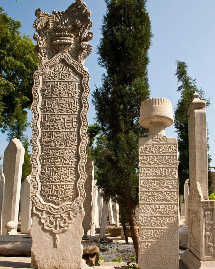 Ottoman Gravestones, Istanbul
Osmanlı Mezar Taşları, İstanbul
...