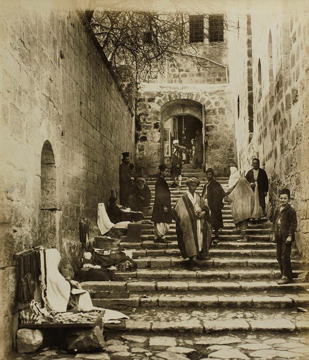 Ottoman Palestine, 1800's.
Osmanlı dönemi Filistin, 1800'ler.
فلسطين في العهد...