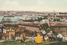 People Chatting in Kasımpaşa, Istanbul, 1900. Manzaraya Karşı Sohbet, Kasımpaşa,...