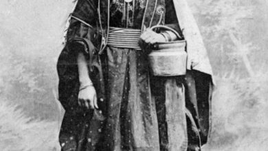 Portrait of a Kurdish Woman, c1900
Bir Kürt Kadını, 1900c

                     ...