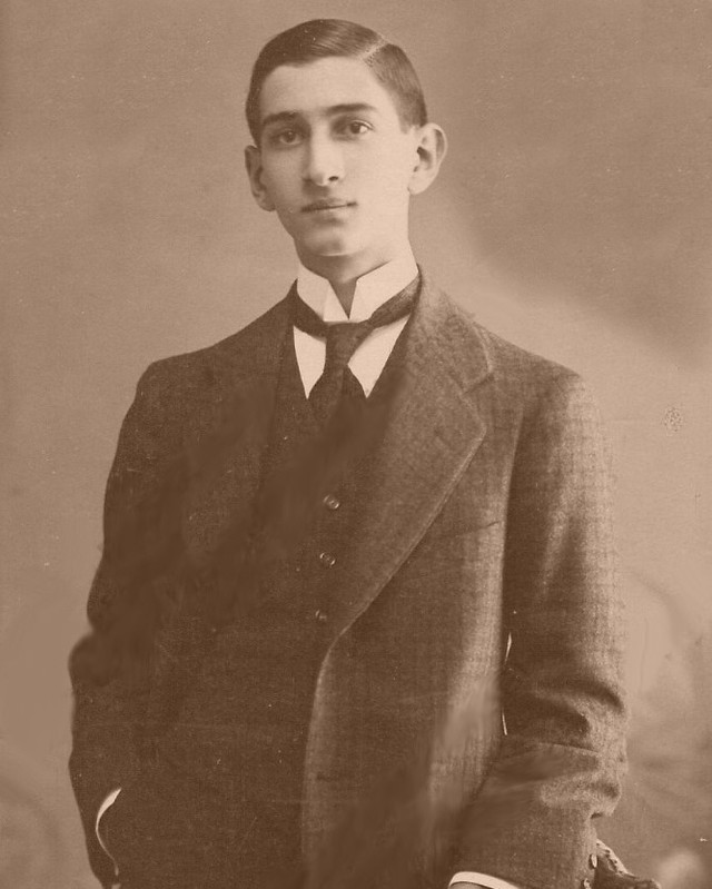Selahaddin Bey, Son of Kamil Pasha, 1910s
Selahaddin Bey, Kamil Paşa'nın Oğlu, ...