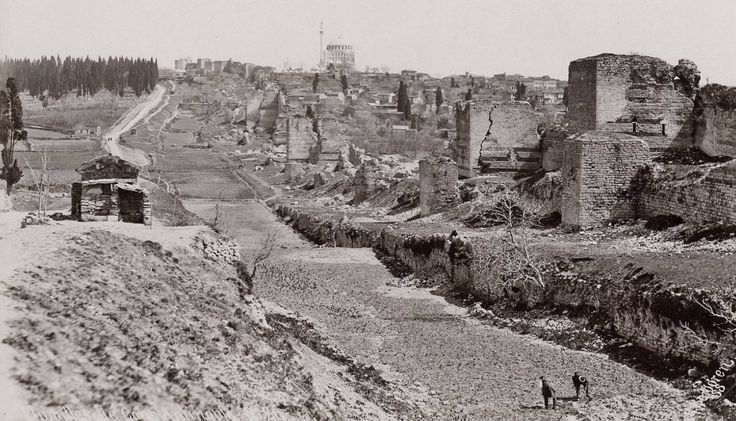 Surdışından Edirnekapı yönü Guillaume Berggren