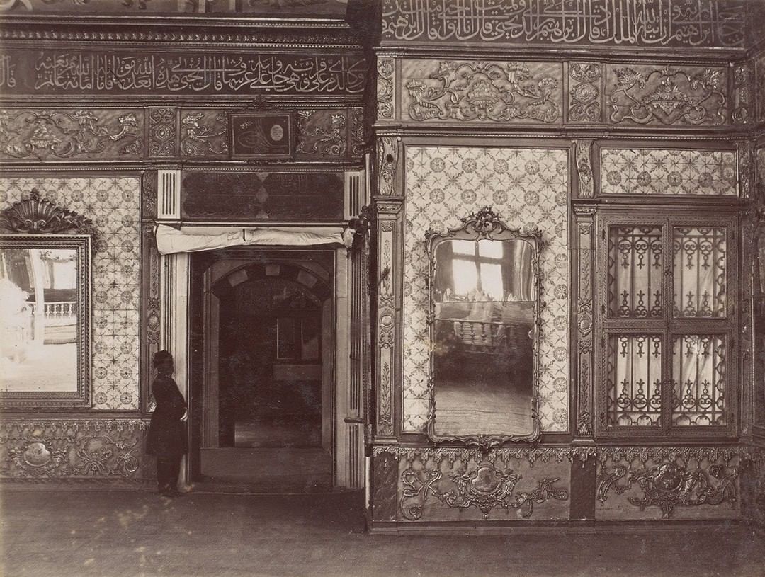 Topkapi Palace, Istanbul, 1875
Topkapı Sarayı, İstanbul, 1875
...