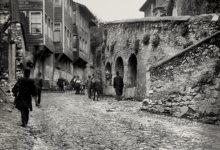 Zeyrek Yokuşu, Istanbul, 1905

                             ...